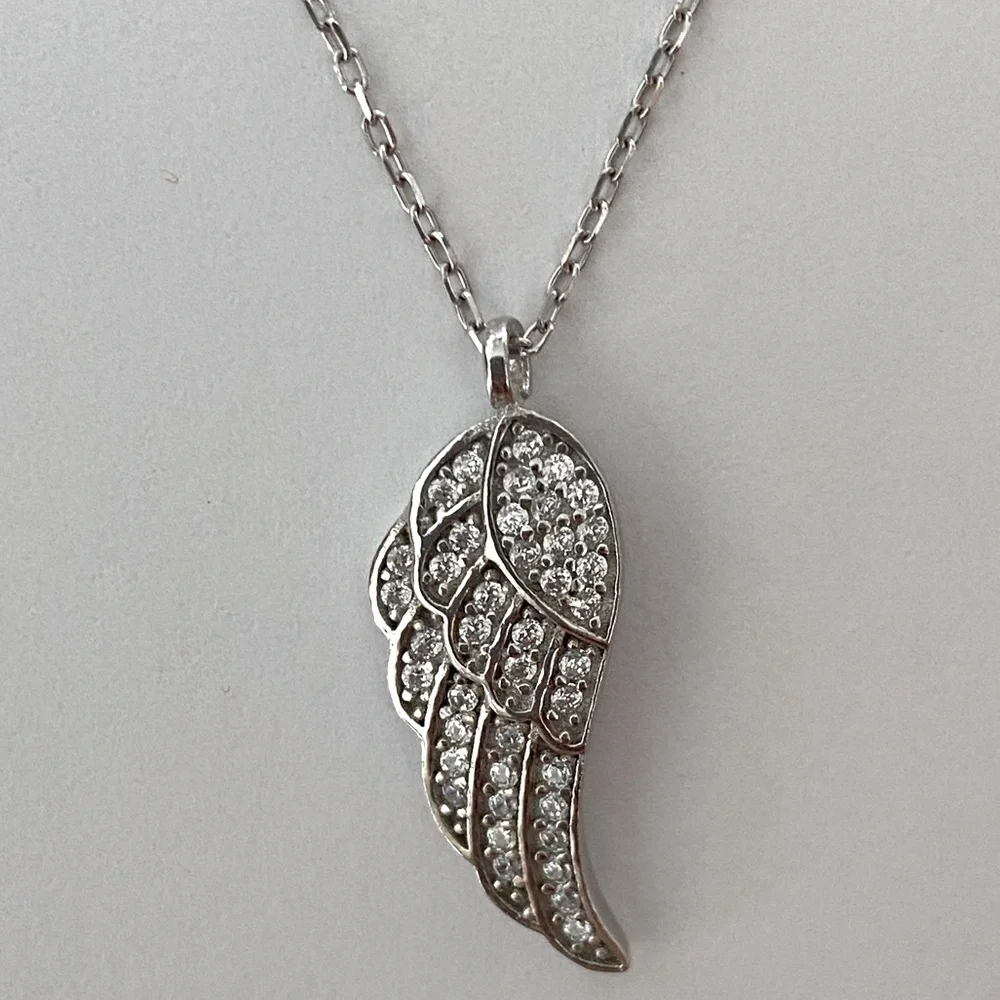 925 Silver angelwing necklace cubic zirconia wing